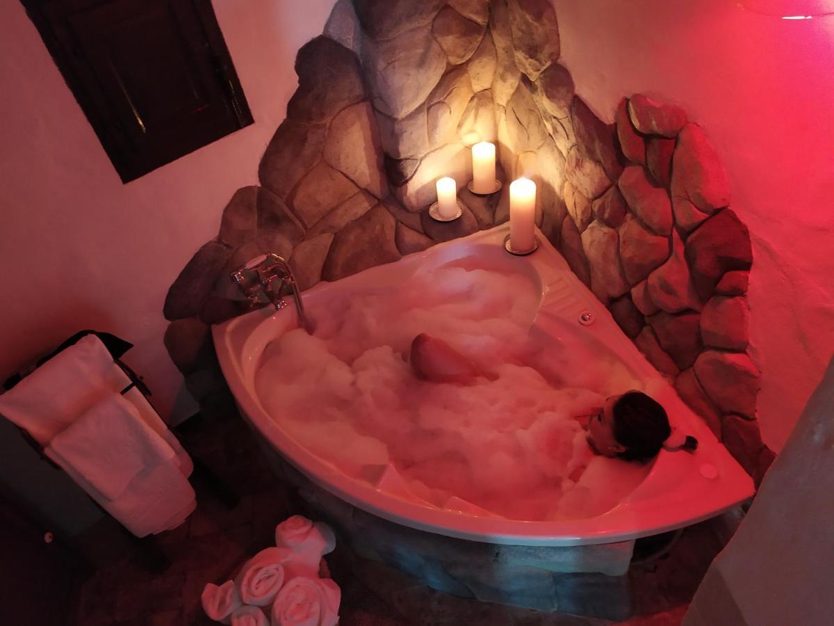 El Escondite De Martina, Casa Rural Romantica Setenil De Las Bodegas Ngoại thất bức ảnh